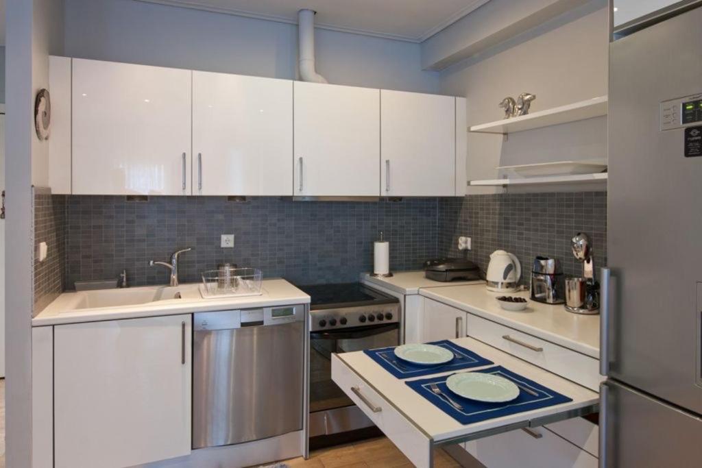 Acropolis Luxury Apartment With Balcony 雅典 外观 照片