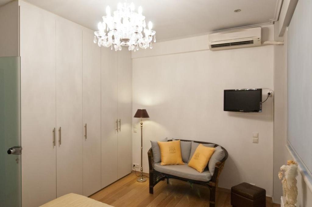 Acropolis Luxury Apartment With Balcony 雅典 外观 照片